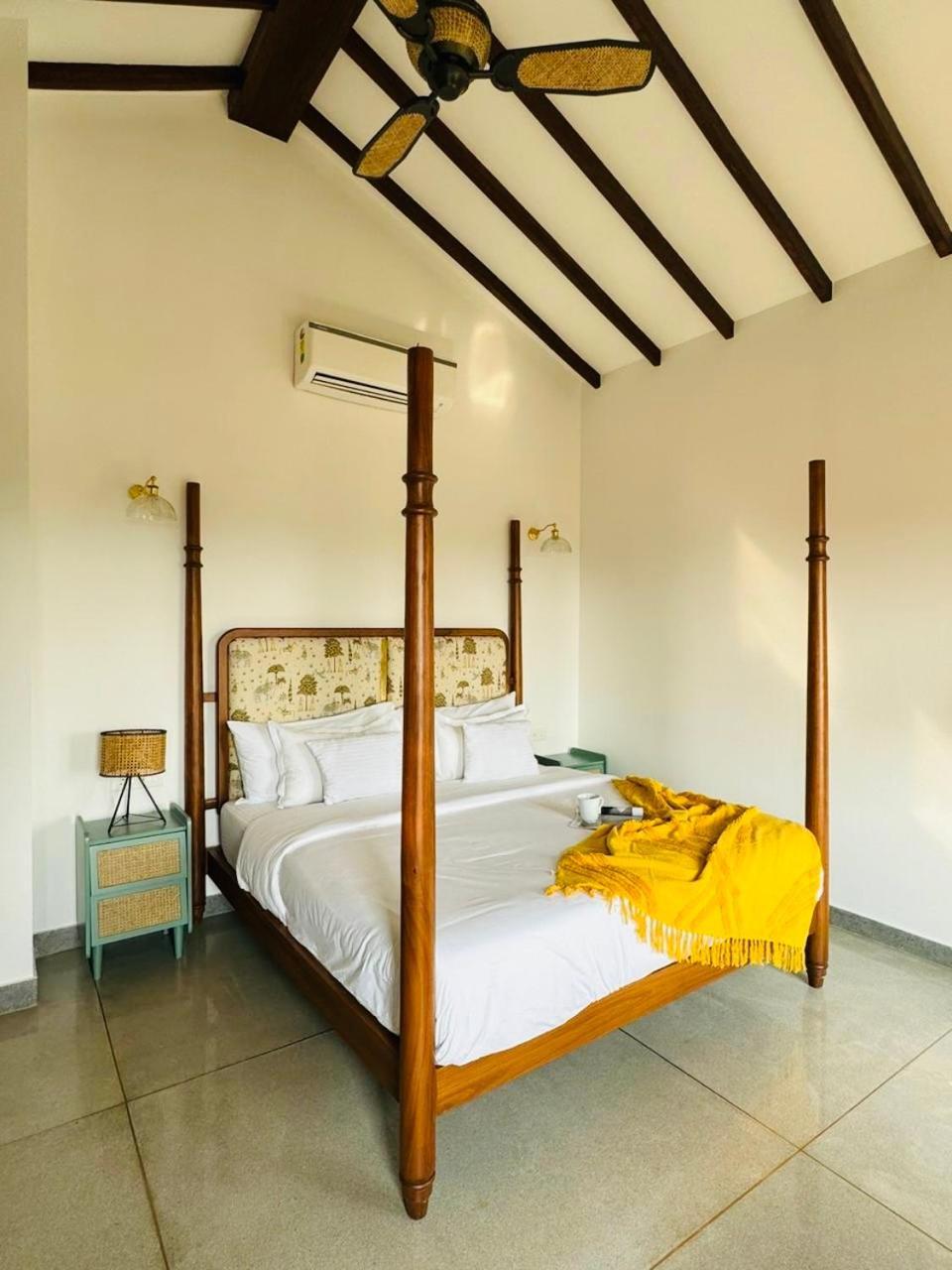 Casa Azul- Luxury 4Bhk Assagao With Private Pool Villa Vagator Bagian luar foto